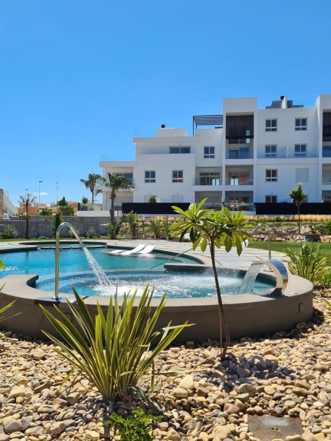 Residence Bali 또레비에하 외부 사진