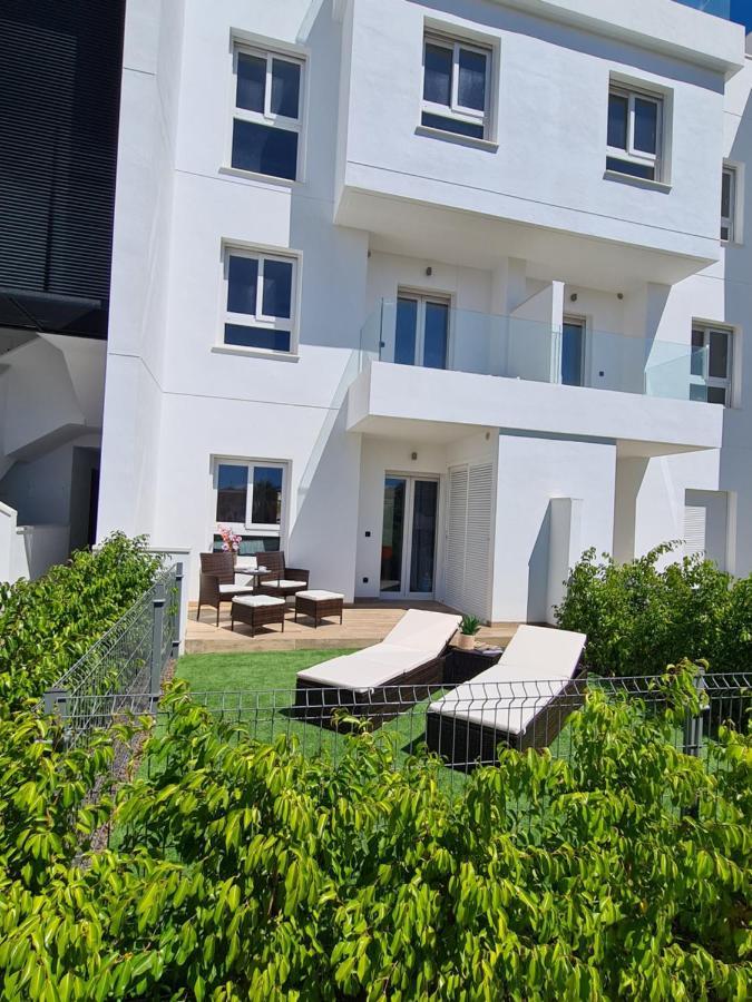 Residence Bali 또레비에하 외부 사진